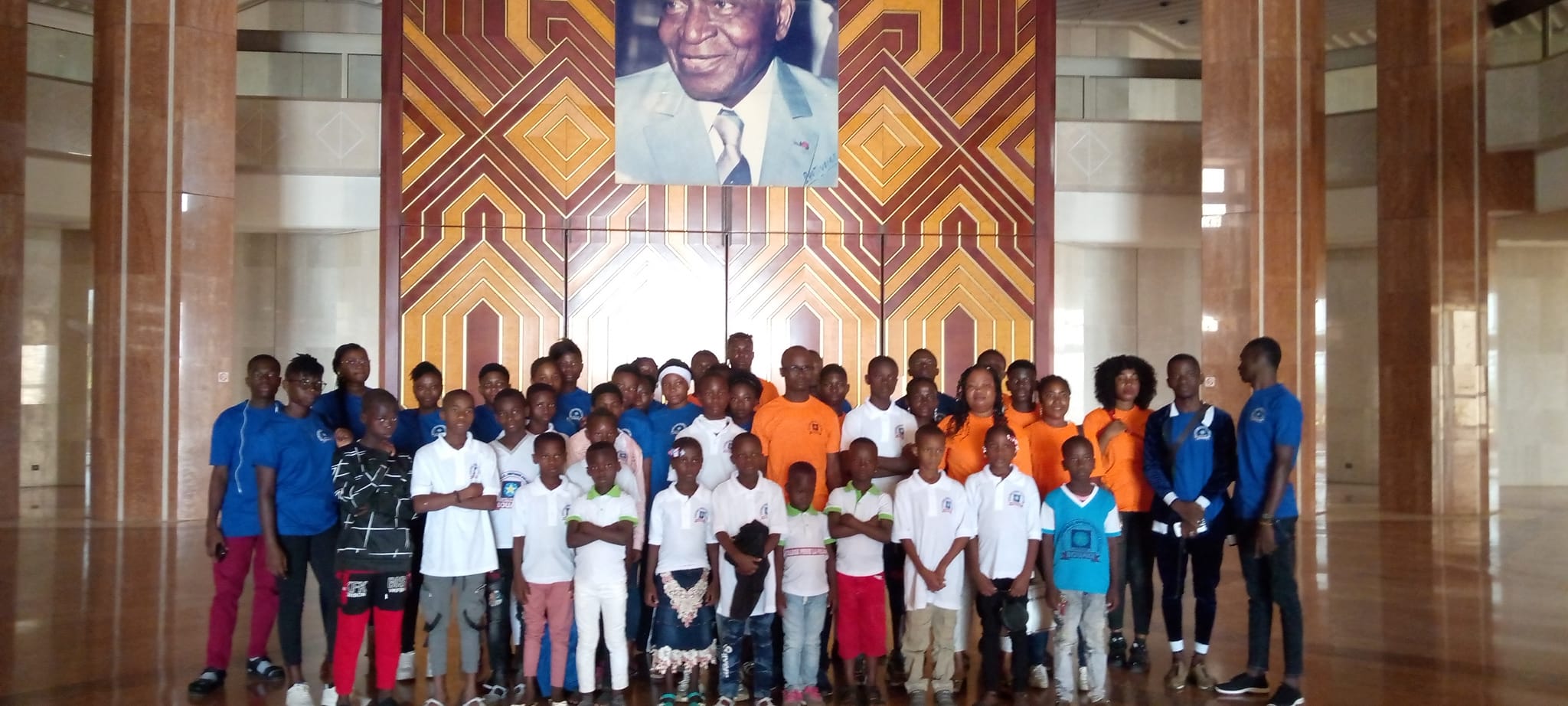 VENEZ VISITEZ AVEC NOTRE EQUIPE TOUS LES RECOINS DE YAMOUSSOUKRO